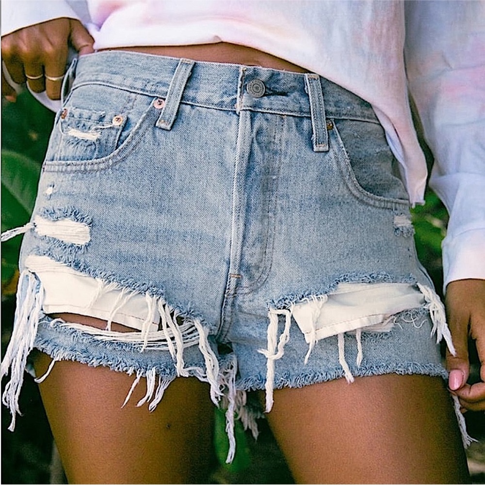 NWT, LEVI'S, 501 HIGH-WAISTED CUTOFF SHORTS - 27
